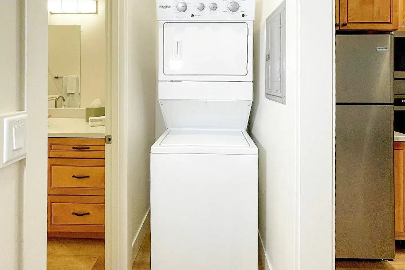 142 Sw 19th St #2 - Photo 6 of 11