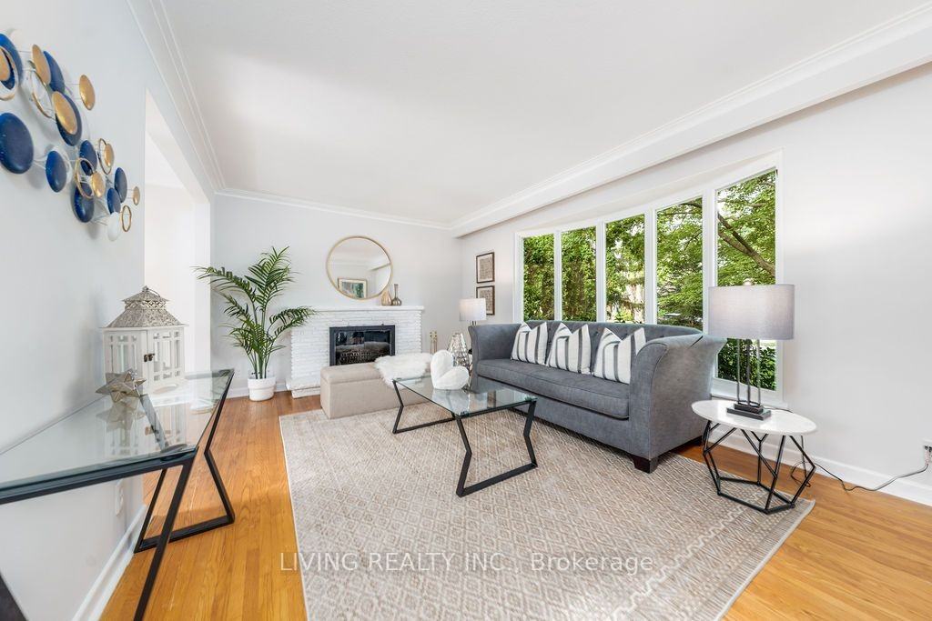 12 Alanadale Avenue - Photo 3 of 6