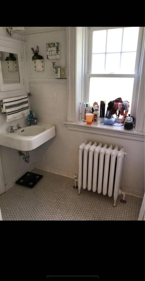 1829 E 5th St #G - Photo 6 of 6