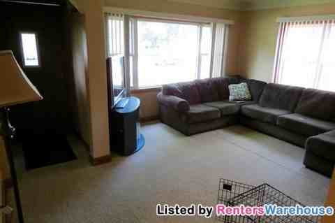 116 E Frost St - Photo 2 of 14