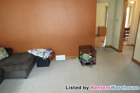 116 E Frost St - Photo 3 of 14