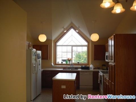 944 Firethorne Trail - Photo 2 of 15