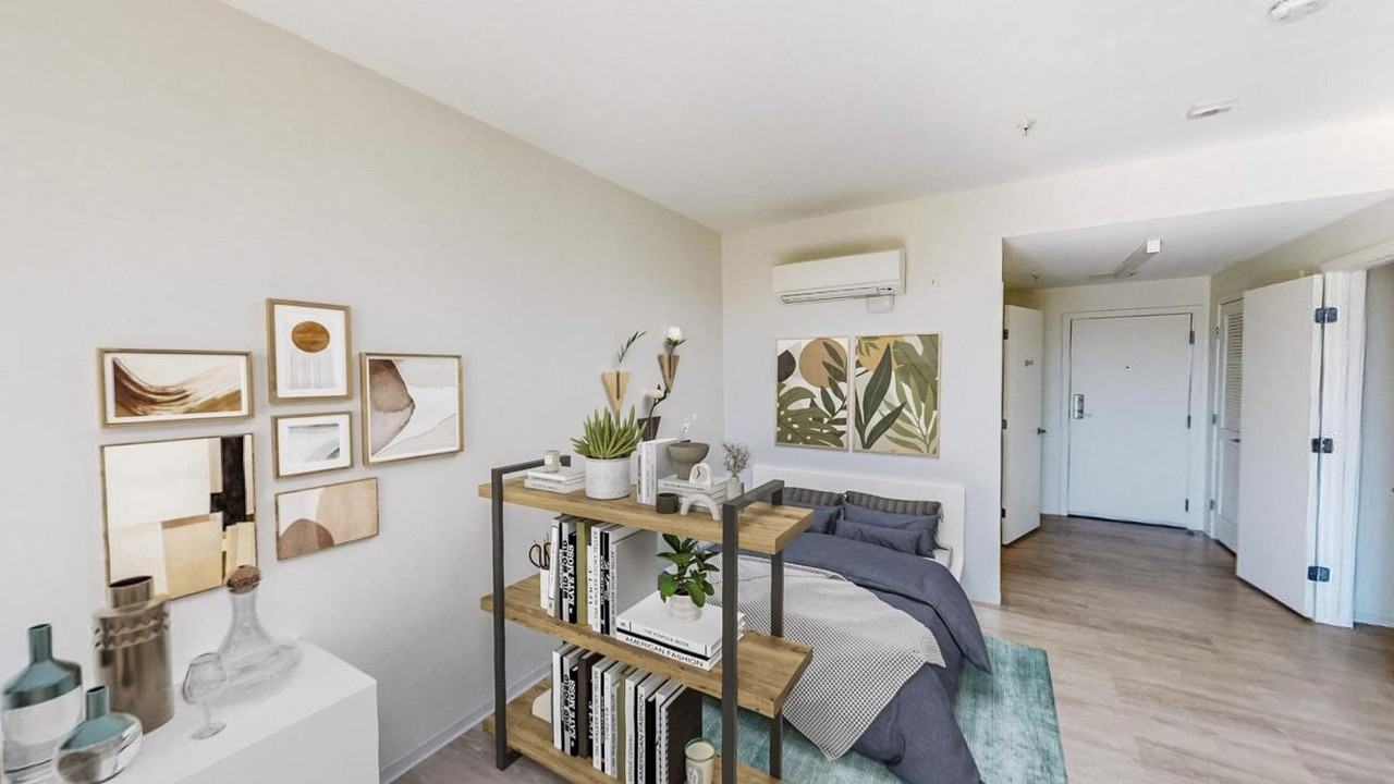 1943 DOT Ave - Photo 3 of 16