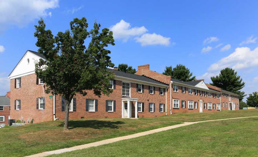 Wellington Gate Apartments 2421 Wellbridge Drive, Baltimore, MD 21234