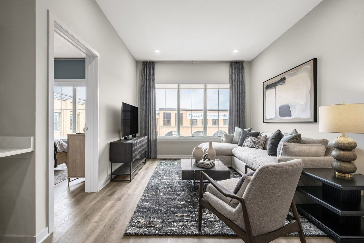 The Ivy - Photo 6 of 48