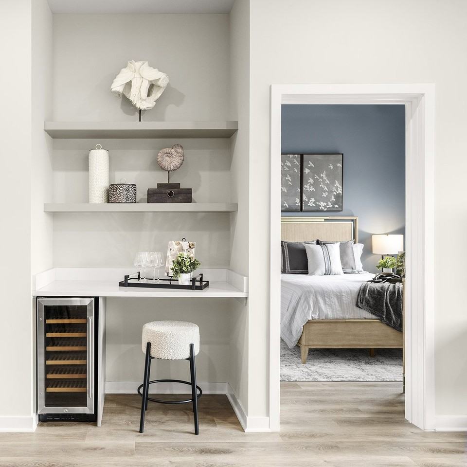 The Ivy - Photo 7 of 48