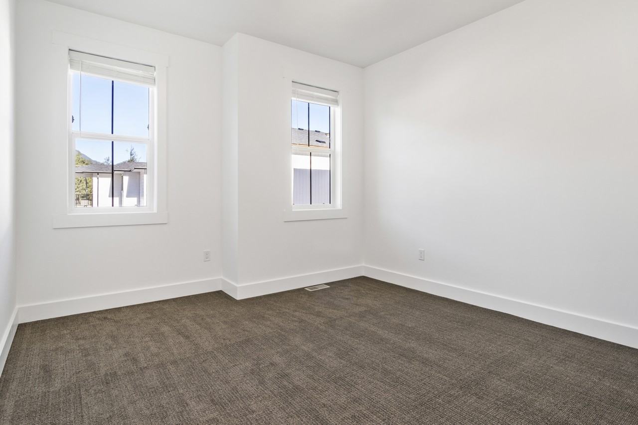 Beacon Rd & Beech Ave. - Photo 5 of 15