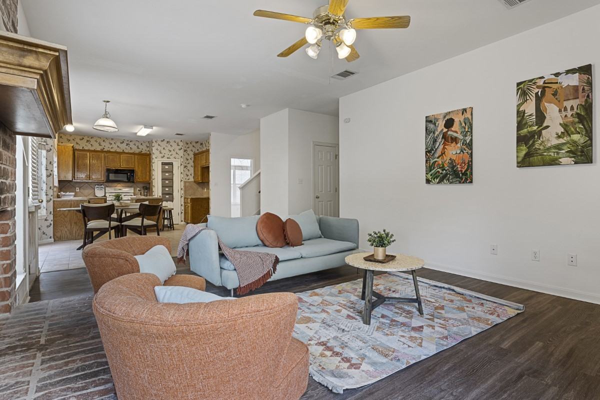 Greenwich Pl & Surrey Dr #2B - Photo 3 of 38