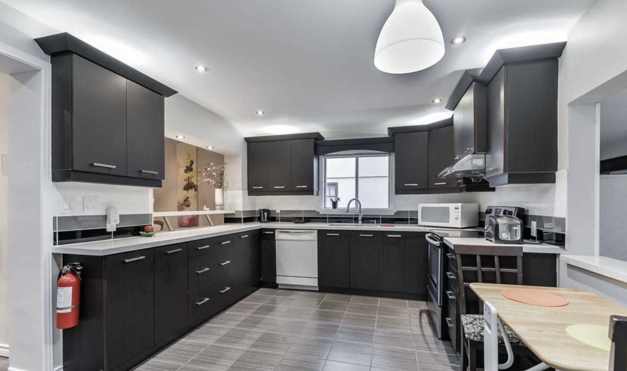 30 Ivordale Crescent - Photo 3 of 6