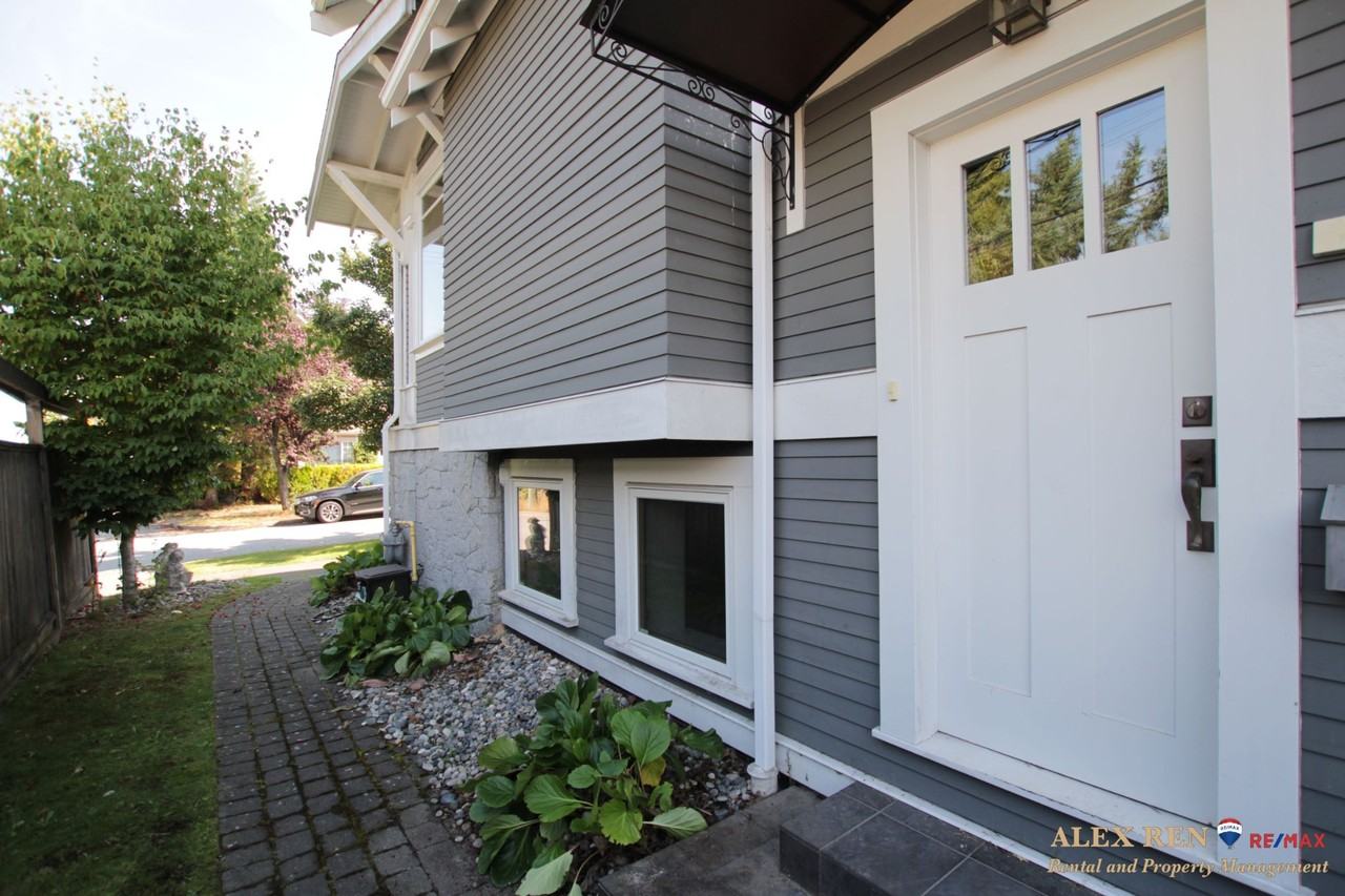 4171 Carnarvon Street - Photo 2 of 19