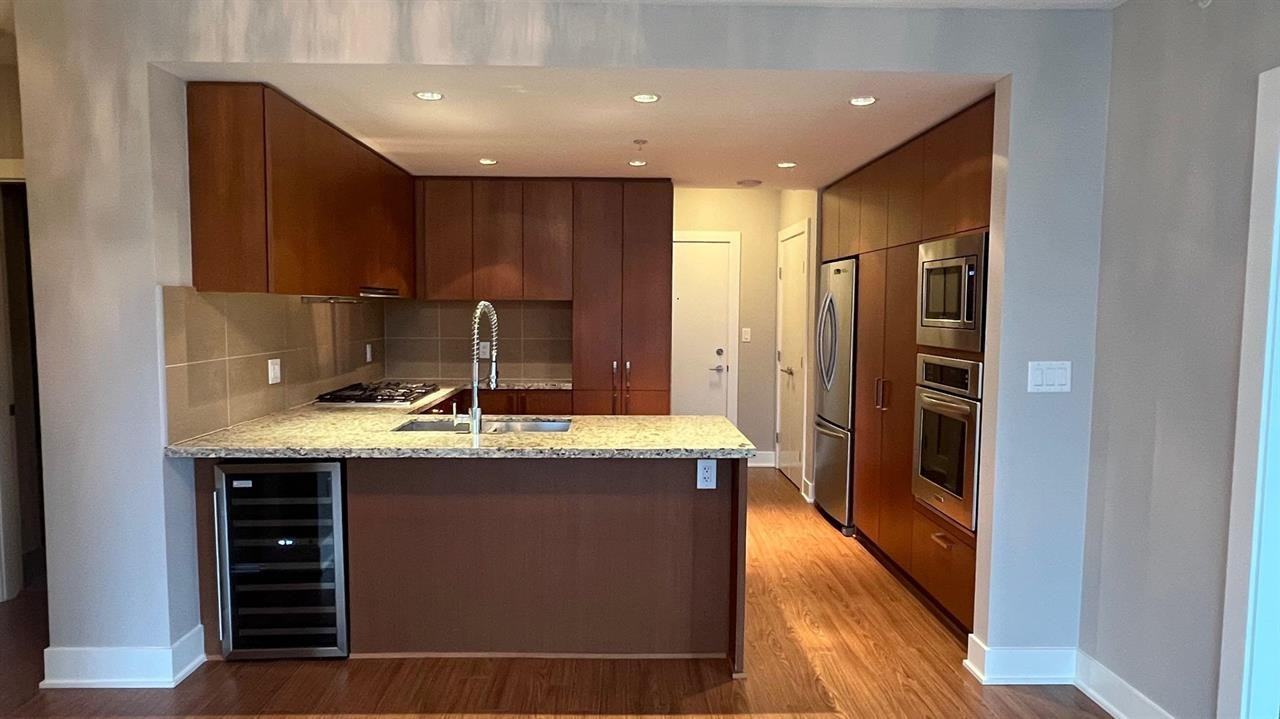 1155 The High Street #2605 - Photo 4 of 18