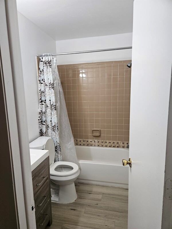 2748 Orange St, Fort Myers, FL 33916 - Photo 3 of 7