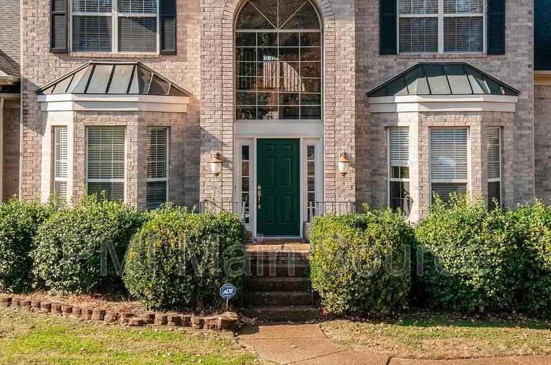 5503 Saddlewood Ln - Photo 2 of 33