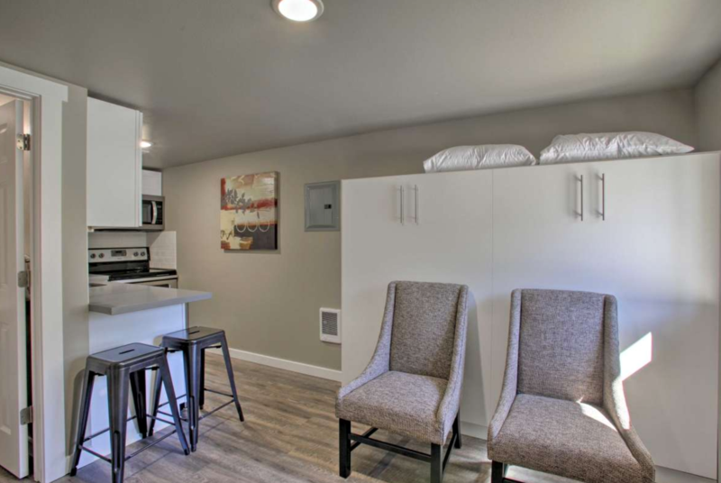 10625 E Trent Ave - Photo 4 of 9