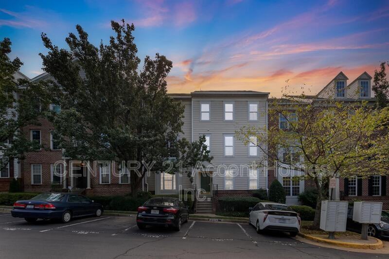 1581 Leeds Castle Dr #201 - Photo 2 of 38