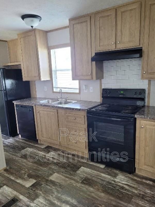 601 James St., Rossville, GA 30741 - Photo 2 of 28