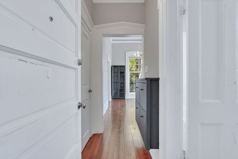 112 E Harris St - Photo 2 of 18