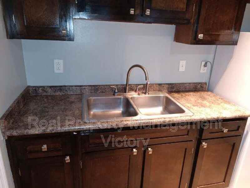 1171 16th Ave S #T - Photo 7 of 17