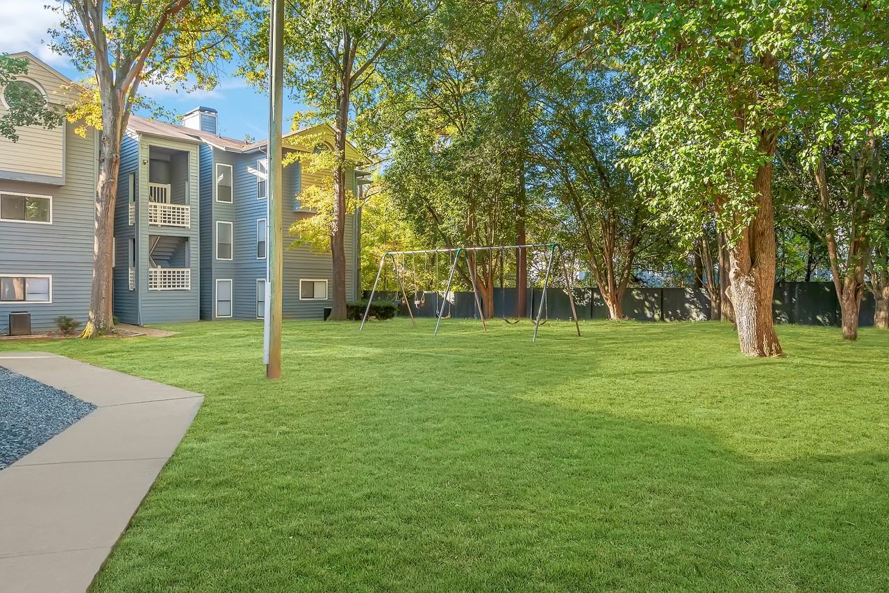 The Slate Charlotte - Photo 7 of 61