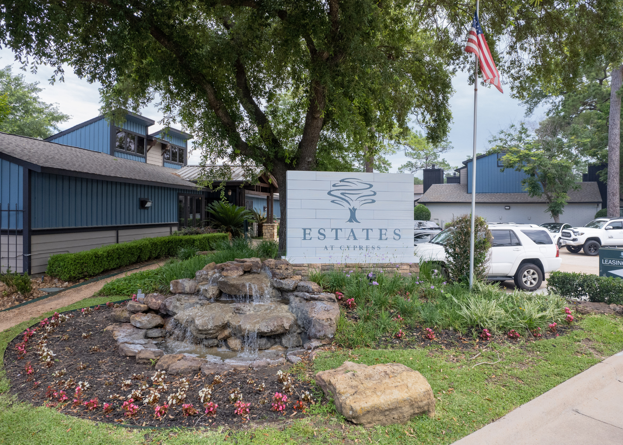 Estates at Cypress - Photo 7 of 43