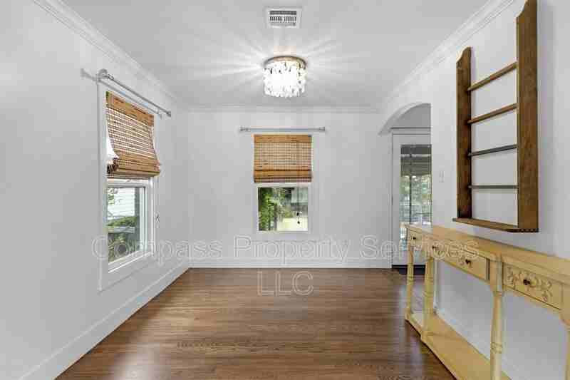 1113A N New Rd - Photo 6 of 12