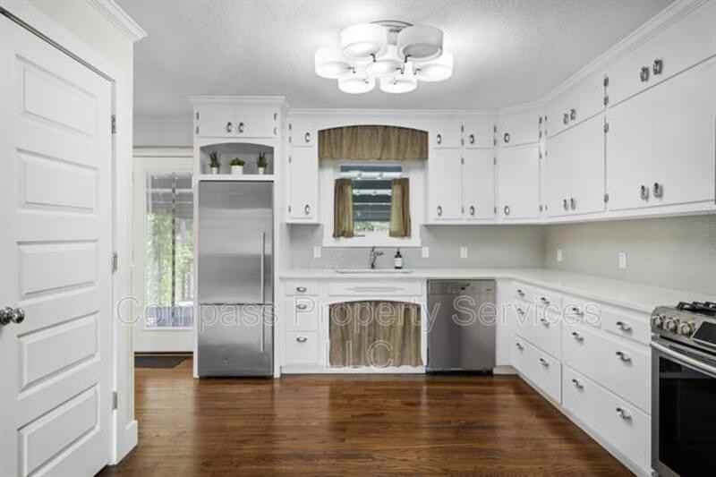 1113A N New Rd - Photo 7 of 12