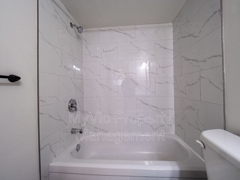 4510 47 St - Photo 7 of 8