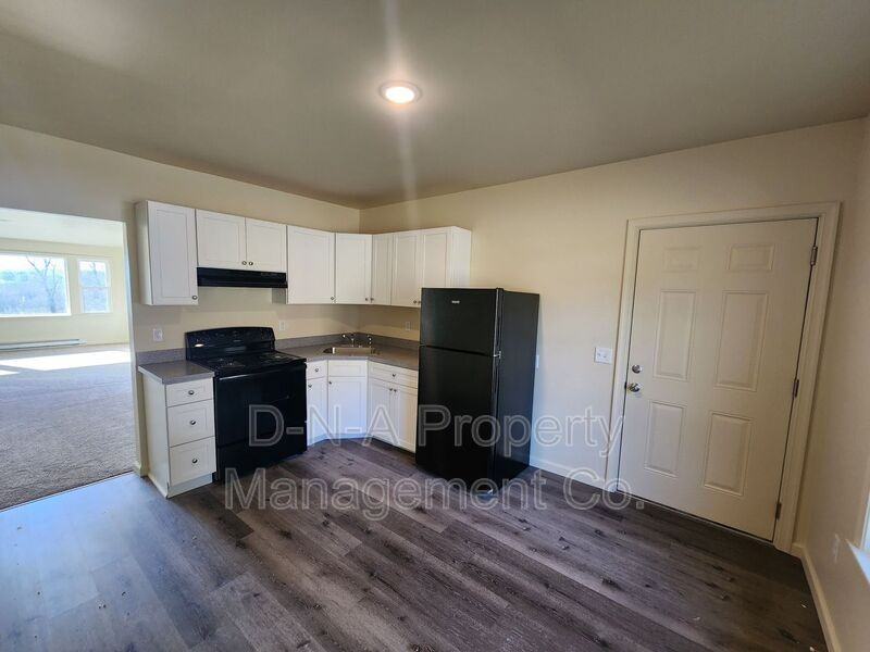 334 Copper Lane, East Stroudsburg, PA 18302 - Photo 2 of 20