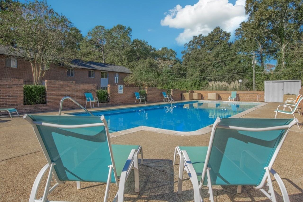 Overlook at Midtown Apartments - Photo 5 of 35