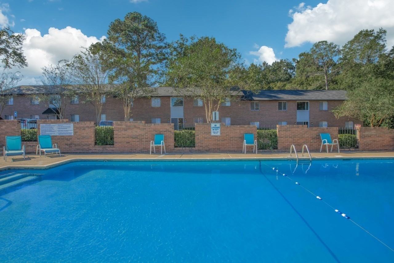 Overlook at Midtown Apartments - Photo 6 of 35