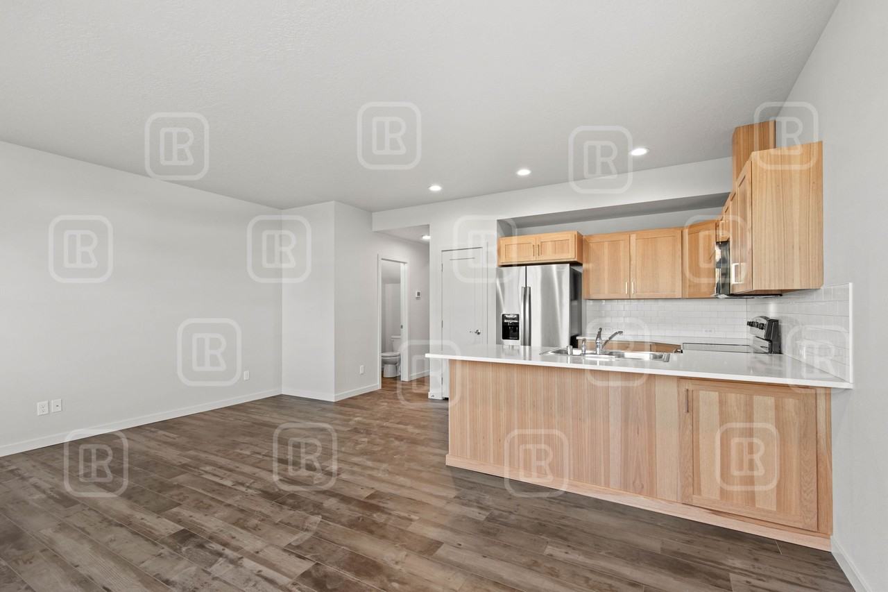 308 S Woodlawn Ln #1 - Photo 4 of 21