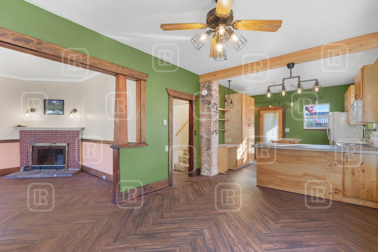 1414 N Adams St #1 - Photo 5 of 26
