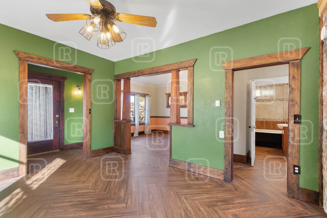 1414 N Adams St #1 - Photo 7 of 26