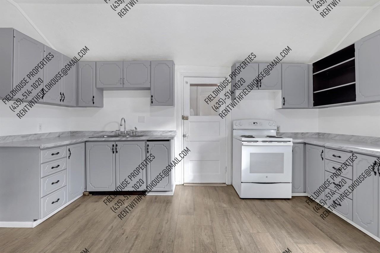 340 N 300 E #1 - Photo 6 of 23