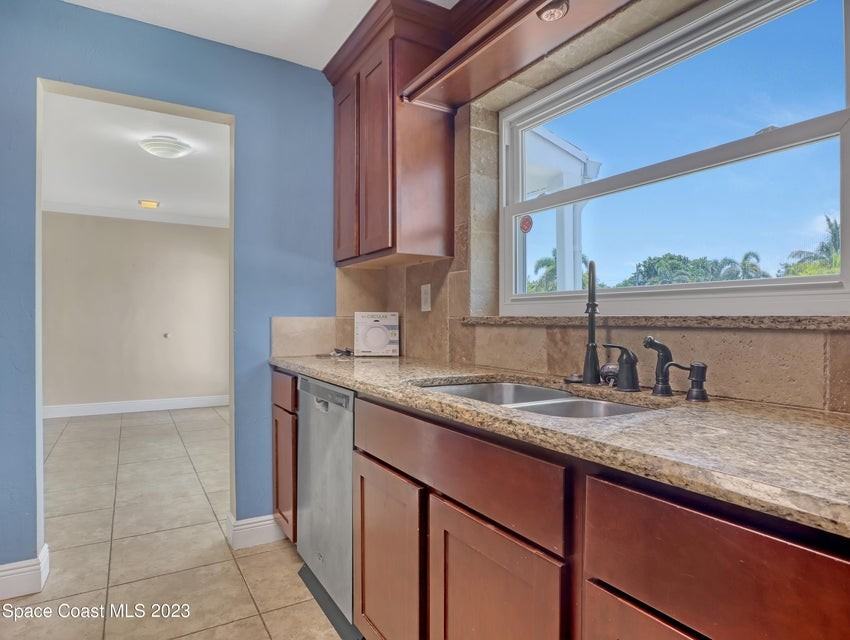 441 Sea Gull Dr #1 - Photo 2 of 10