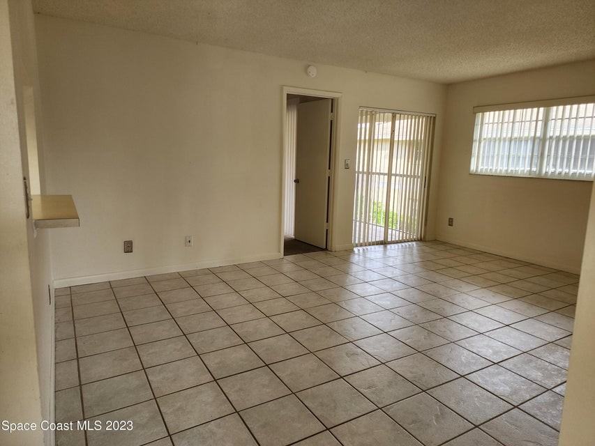 1601 Sunny Brook Ln Ne #201 - Photo 2 of 10