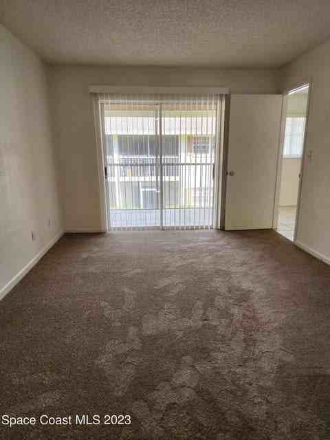 1601 Sunny Brook Ln Ne #201 - Photo 7 of 10