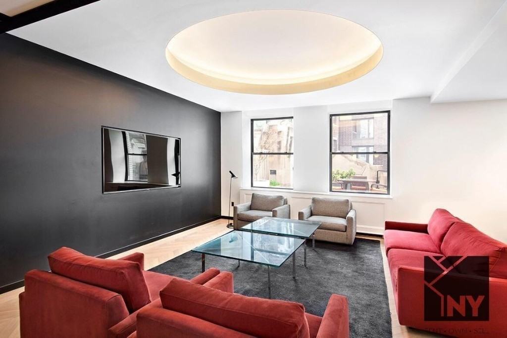 Exchange Pl #2019 - Photo 6 of 10