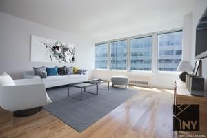 featured image of Water St #3402