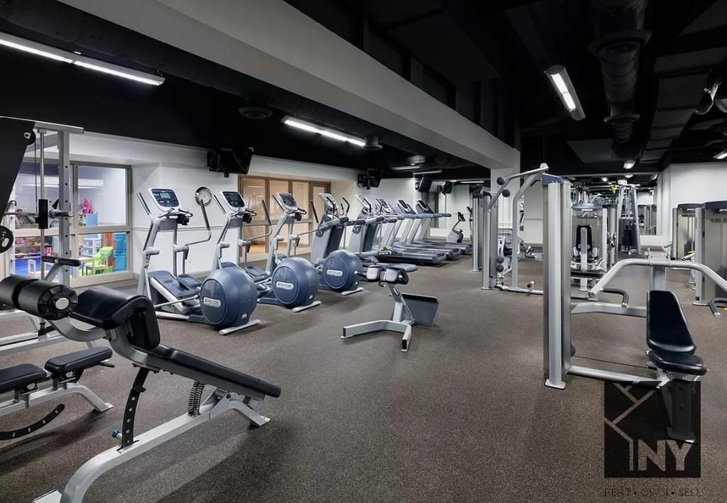 West St #2K - Photo 6 of 12