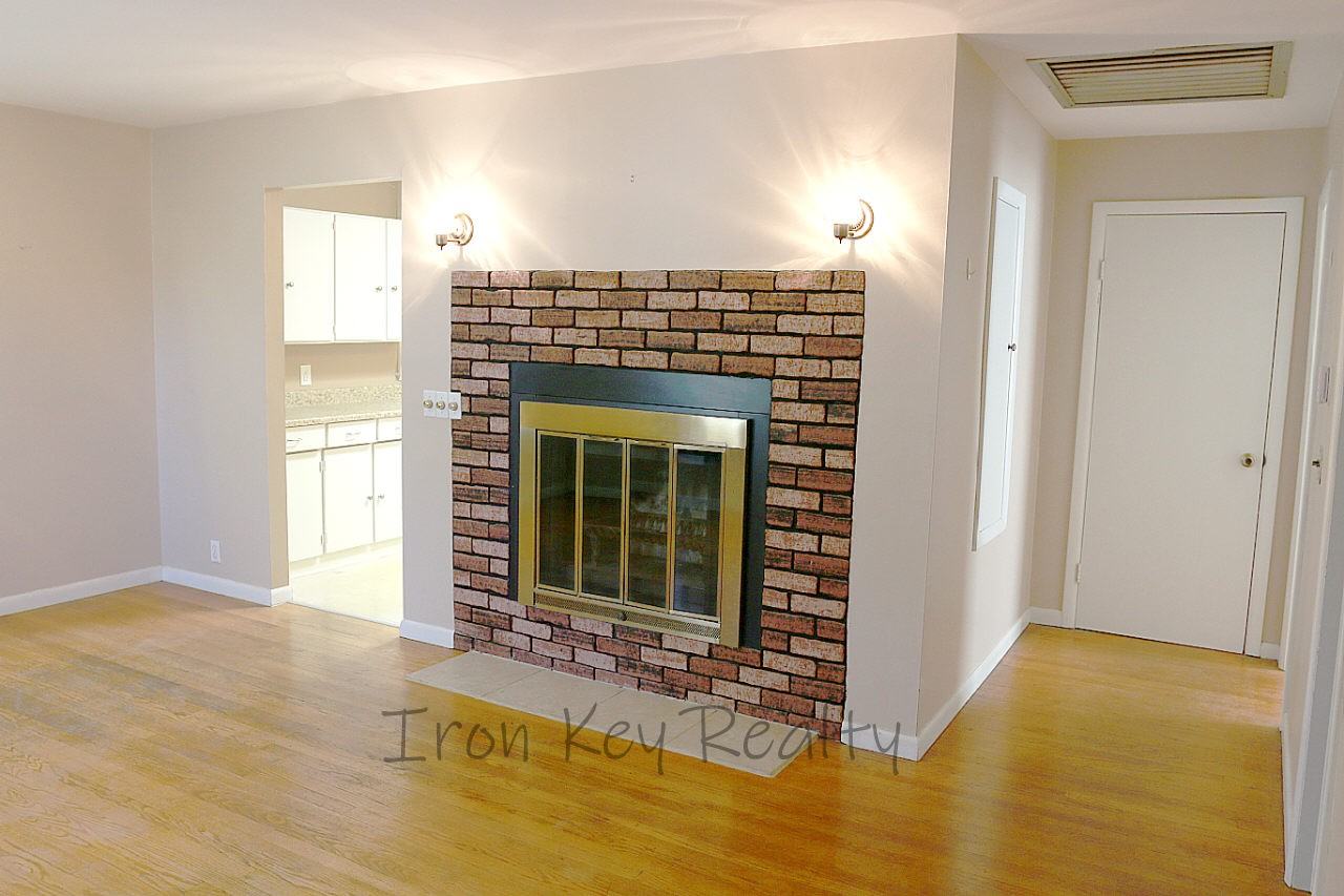 2201 S Claremont Ave #1 - Photo 3 of 17