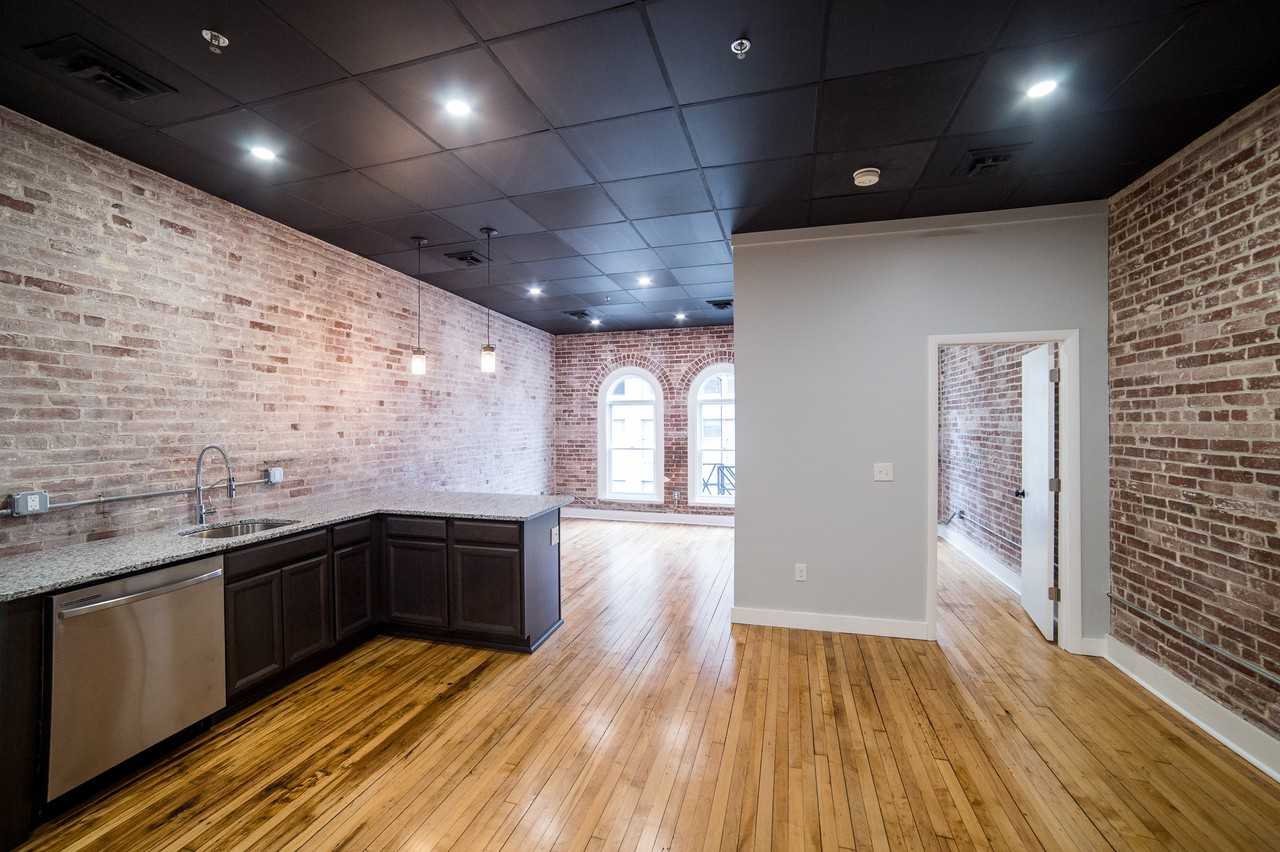 22 State St #4 - Photo 5 of 21