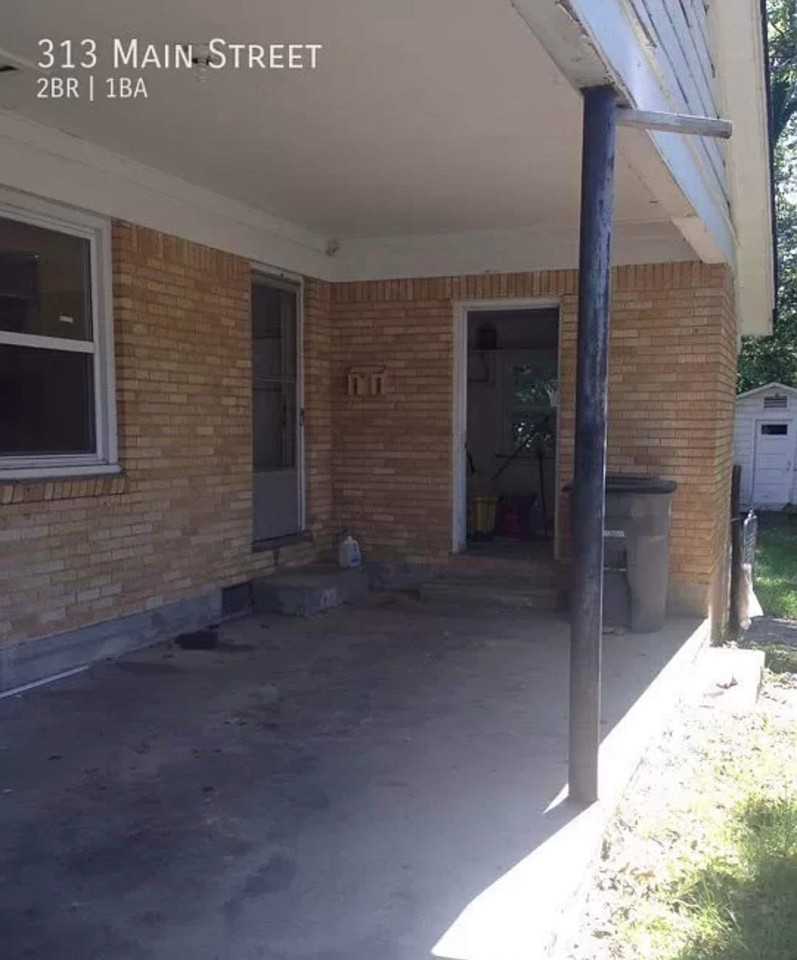 313 Main St - Photo 2 of 10