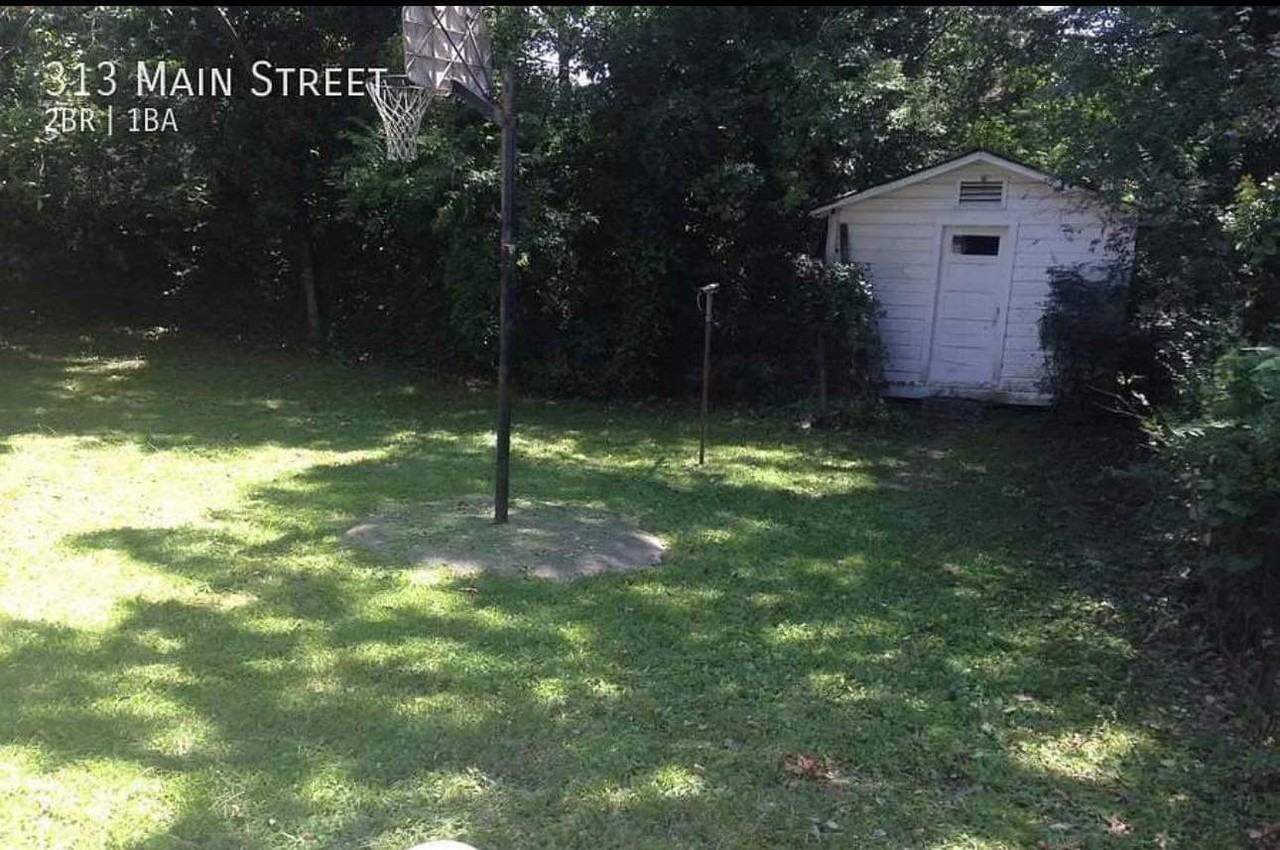 313 Main St - Photo 3 of 10
