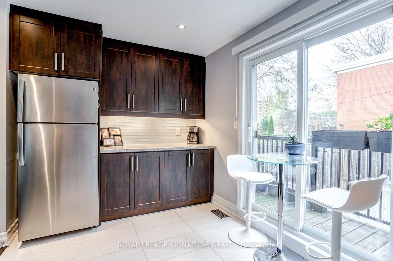 24 Coventry Street - Photo 3 of 32