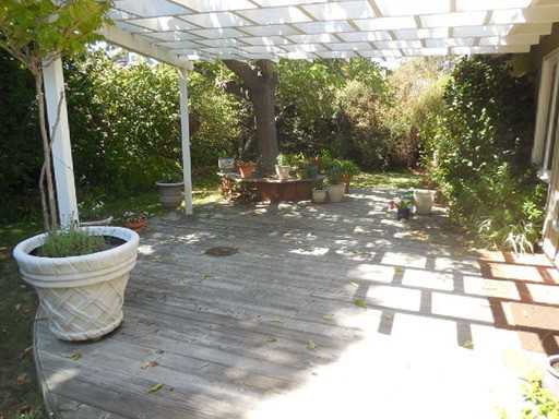 25 Granada Dr - Photo 2 of 13