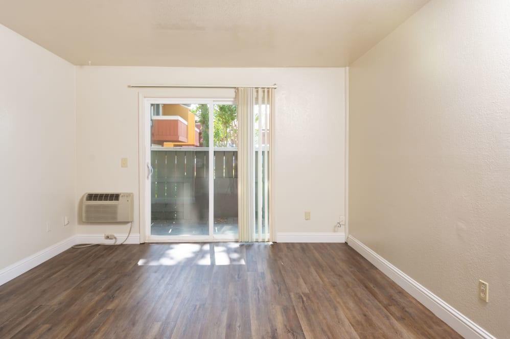 2811 Mckee Rd - Photo 3 of 16