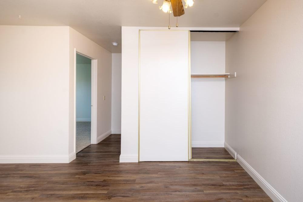 2811 Mckee Rd - Photo 4 of 16