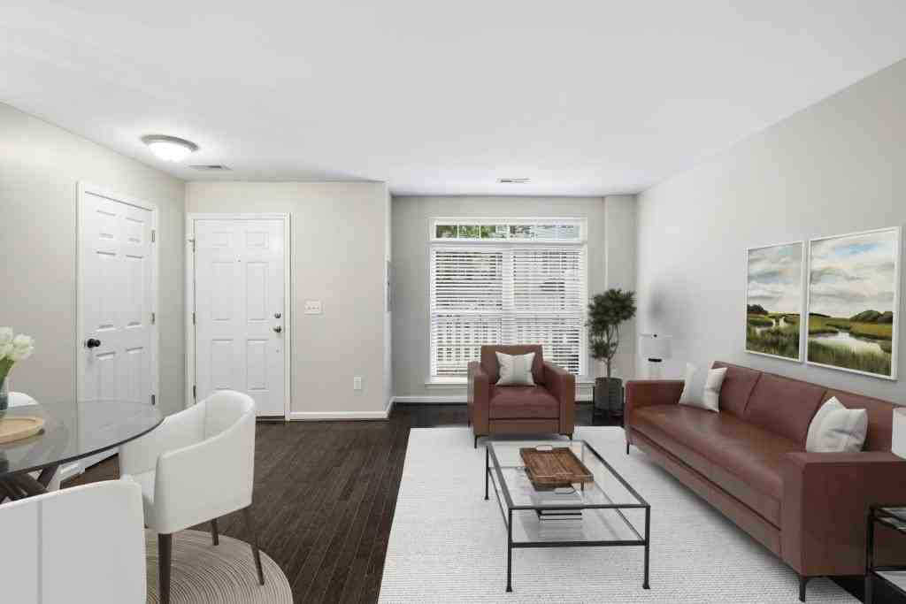 3011 3011 #107 Barrymore Street - Photo 7 of 33