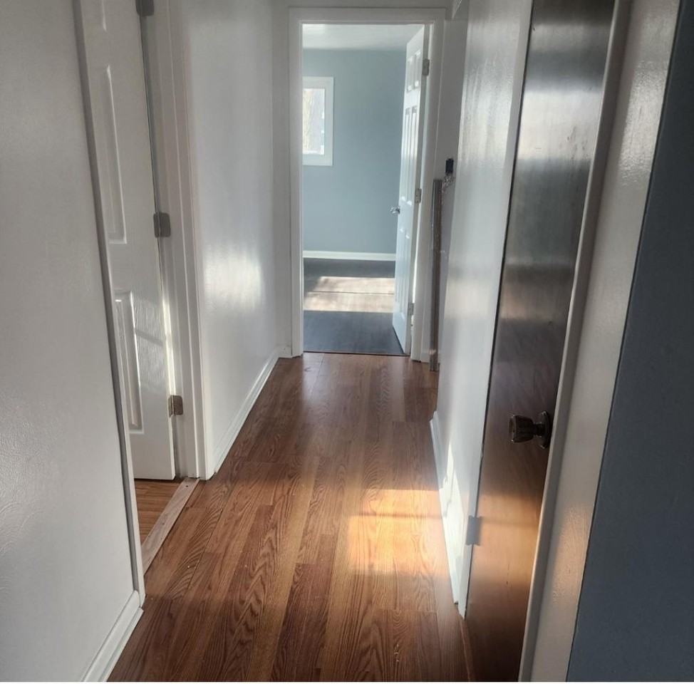 2404 Bellevue Dr - Photo 4 of 5